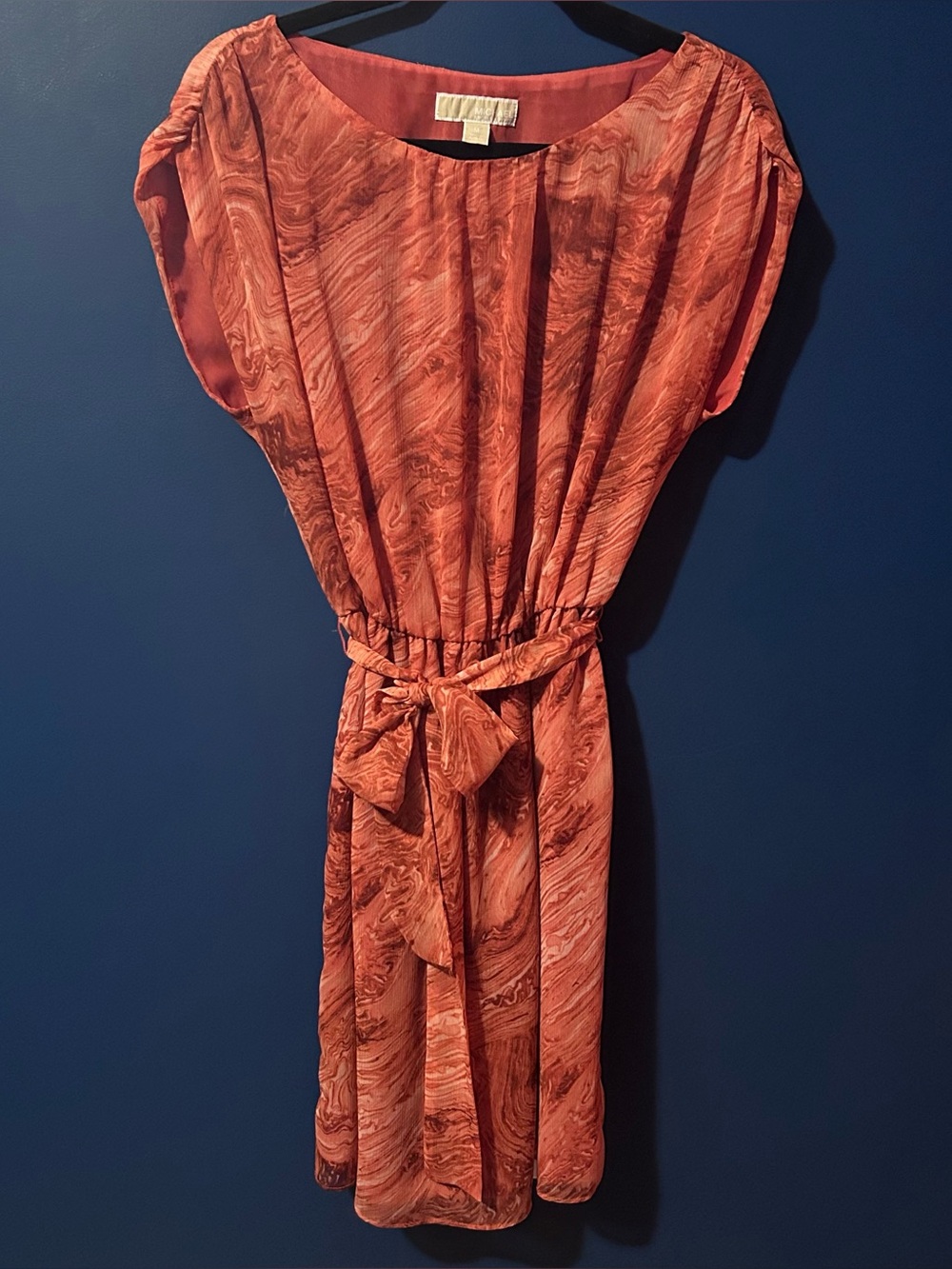 Michael Kors EUC Women’s Size Medium Orange Abstract Swirl  Knee Length Dress